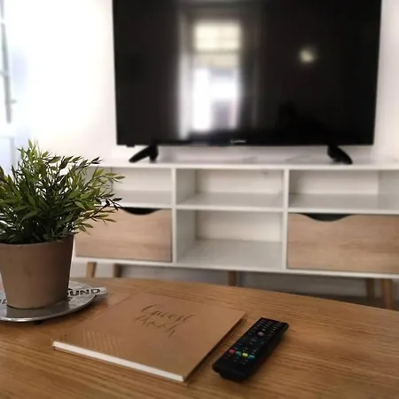 Апартаменты Terrasse Du Get Ревель